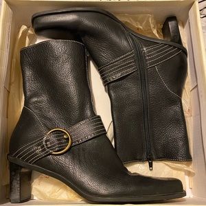 Size 8 leather boots